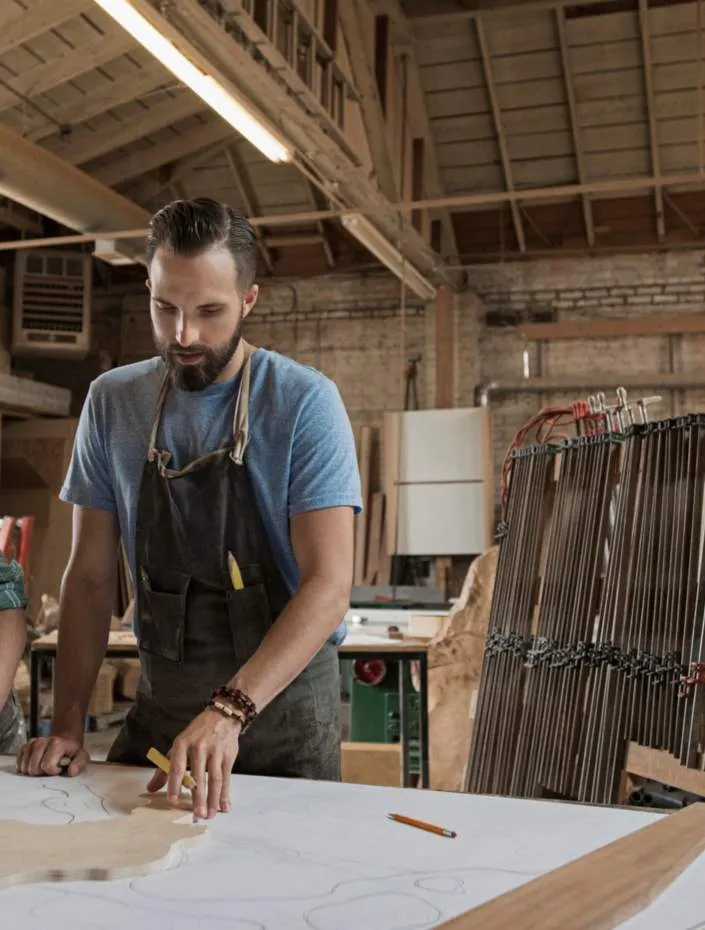 Fabrication sur mesure en atelier à Sète